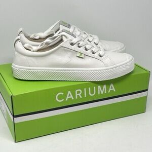 Cariuma OCA Low Off-White Canvas Sneakers